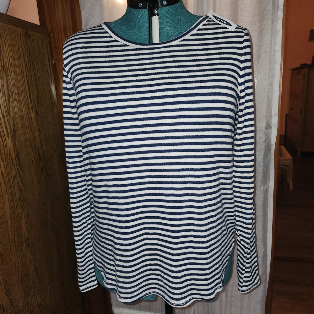 Old Navy Blue and White Crew Neck Sweater